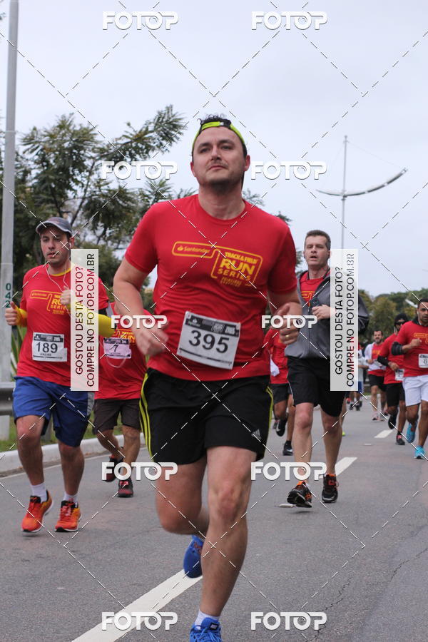 Buy your photos of the eventSantander Track & Field Run Series - Paineiras Shopping on Fotop