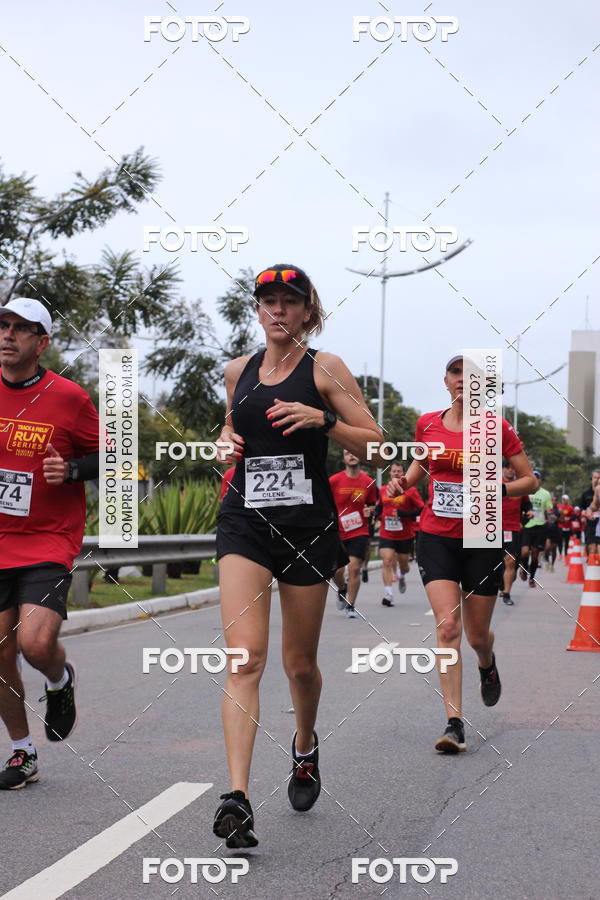 Buy your photos of the eventSantander Track & Field Run Series - Paineiras Shopping on Fotop