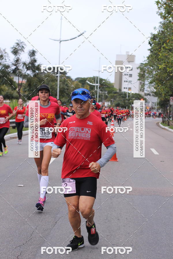 Buy your photos of the eventSantander Track & Field Run Series - Paineiras Shopping on Fotop