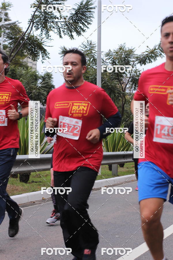 Buy your photos of the eventSantander Track & Field Run Series - Paineiras Shopping on Fotop