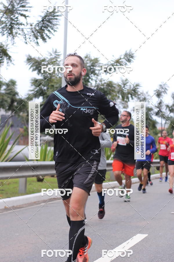 Buy your photos of the eventSantander Track & Field Run Series - Paineiras Shopping on Fotop