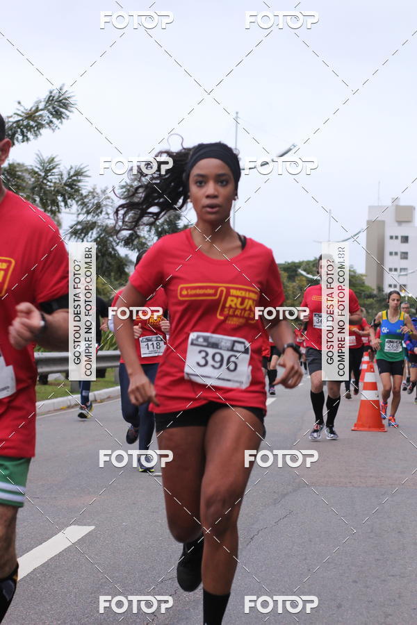Buy your photos of the eventSantander Track & Field Run Series - Paineiras Shopping on Fotop