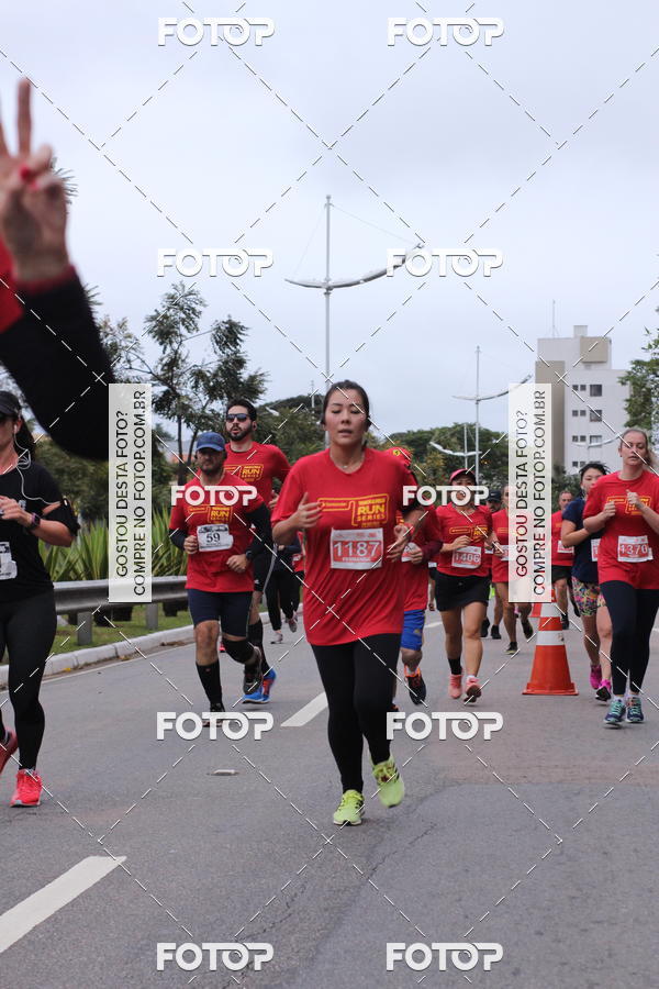 Buy your photos of the eventSantander Track & Field Run Series - Paineiras Shopping on Fotop