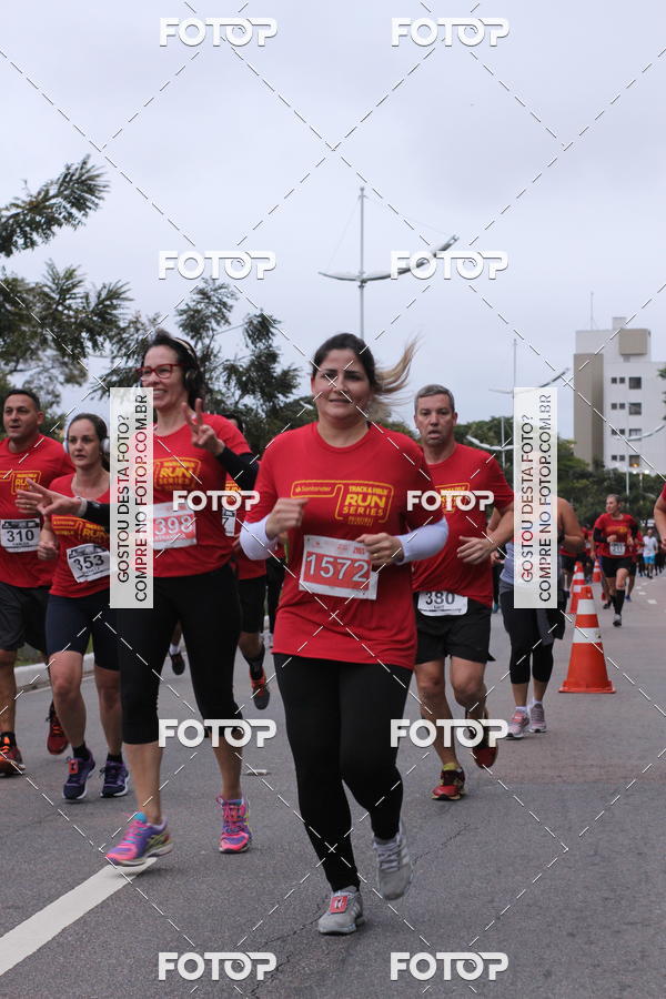 Buy your photos of the eventSantander Track & Field Run Series - Paineiras Shopping on Fotop