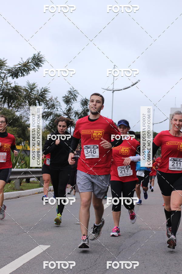 Buy your photos of the eventSantander Track & Field Run Series - Paineiras Shopping on Fotop