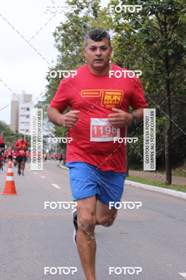 Buy your photos of the eventSantander Track & Field Run Series - Paineiras Shopping on Fotop