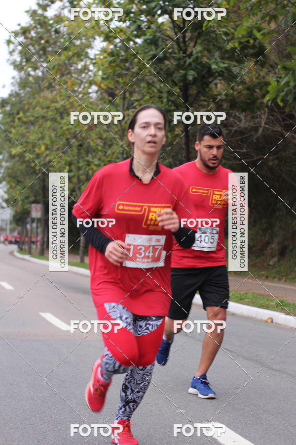 Buy your photos of the eventSantander Track & Field Run Series - Paineiras Shopping on Fotop