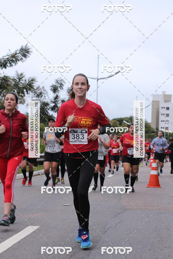 Buy your photos of the eventSantander Track & Field Run Series - Paineiras Shopping on Fotop