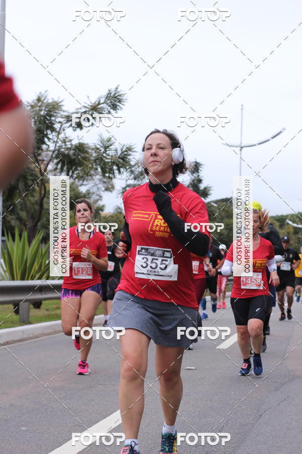 Buy your photos of the eventSantander Track & Field Run Series - Paineiras Shopping on Fotop