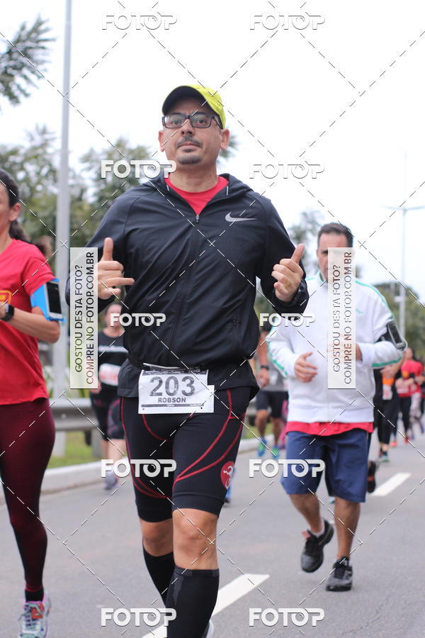 Buy your photos of the eventSantander Track & Field Run Series - Paineiras Shopping on Fotop