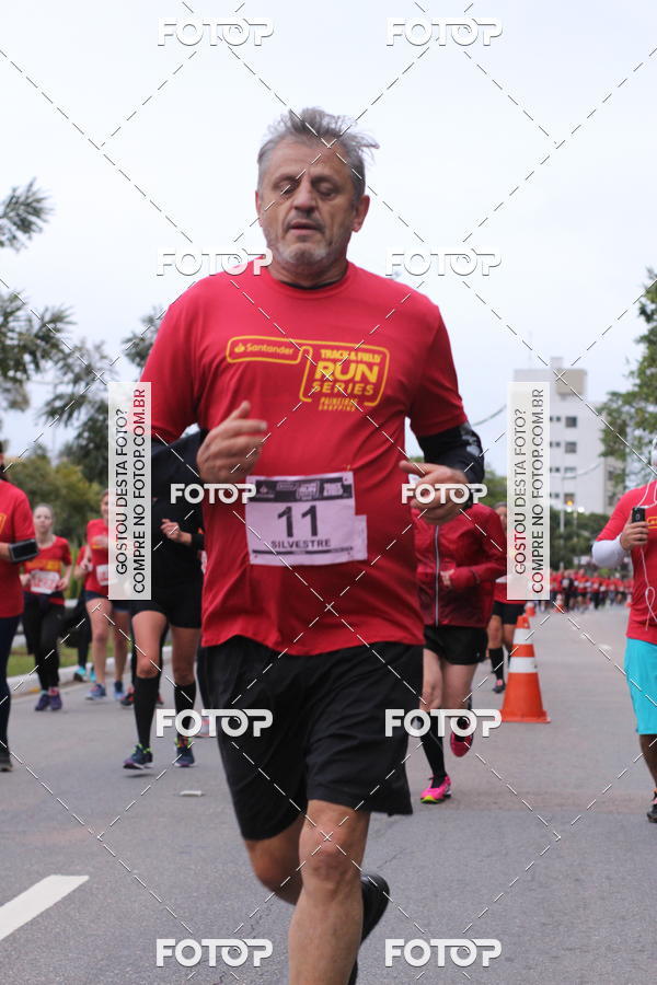 Buy your photos of the eventSantander Track & Field Run Series - Paineiras Shopping on Fotop