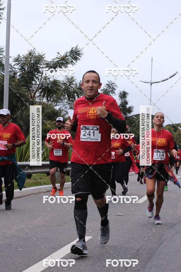 Buy your photos of the eventSantander Track & Field Run Series - Paineiras Shopping on Fotop