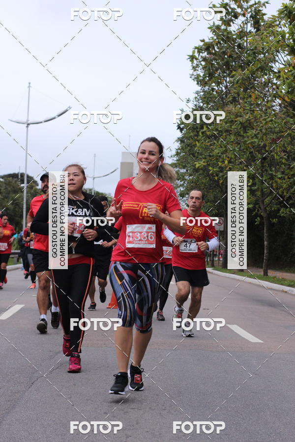 Buy your photos of the eventSantander Track & Field Run Series - Paineiras Shopping on Fotop