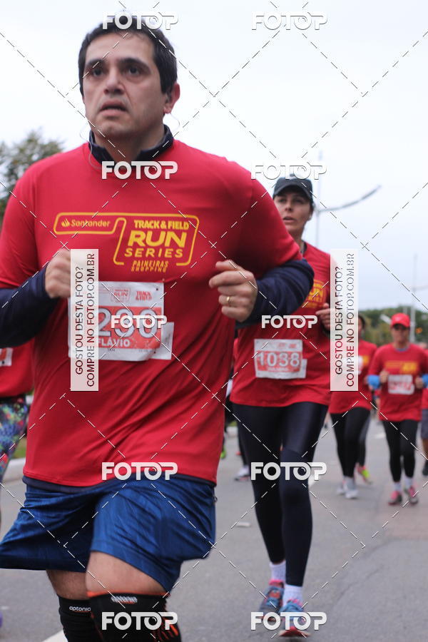 Buy your photos of the eventSantander Track & Field Run Series - Paineiras Shopping on Fotop