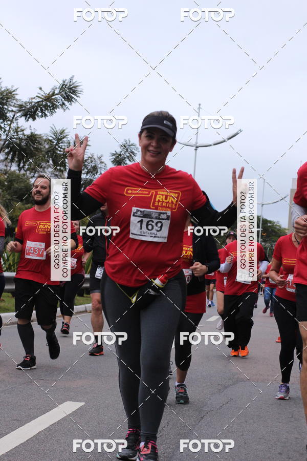 Buy your photos of the eventSantander Track & Field Run Series - Paineiras Shopping on Fotop