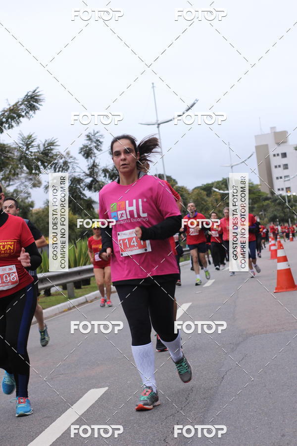 Buy your photos of the eventSantander Track & Field Run Series - Paineiras Shopping on Fotop
