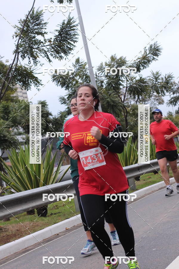Buy your photos of the eventSantander Track & Field Run Series - Paineiras Shopping on Fotop