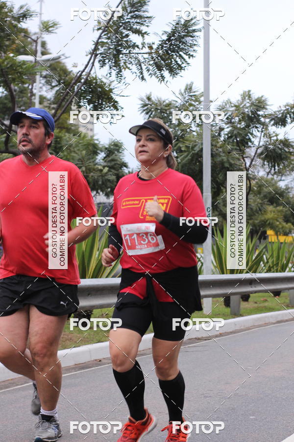 Buy your photos of the eventSantander Track & Field Run Series - Paineiras Shopping on Fotop