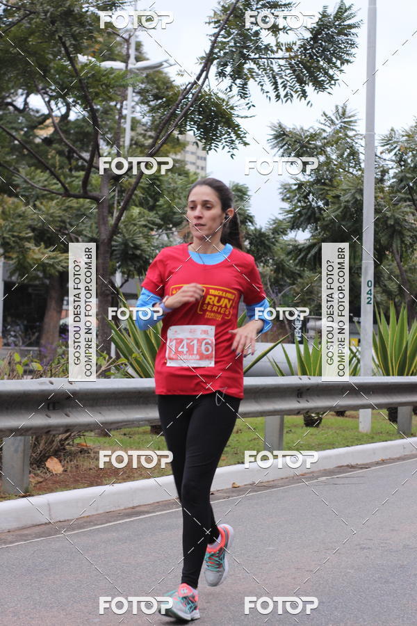 Buy your photos of the eventSantander Track & Field Run Series - Paineiras Shopping on Fotop