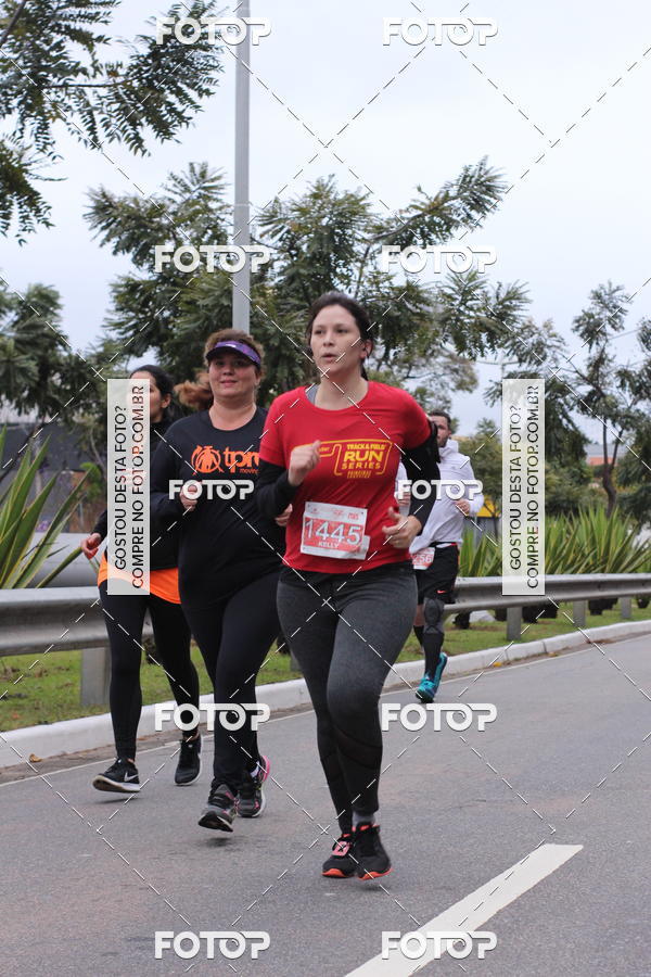 Buy your photos of the eventSantander Track & Field Run Series - Paineiras Shopping on Fotop