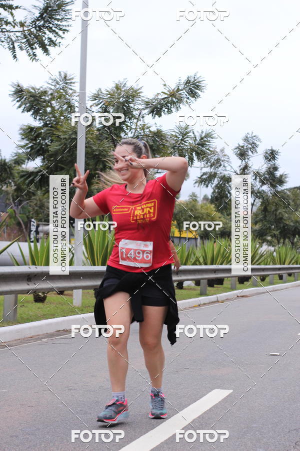 Buy your photos of the eventSantander Track & Field Run Series - Paineiras Shopping on Fotop