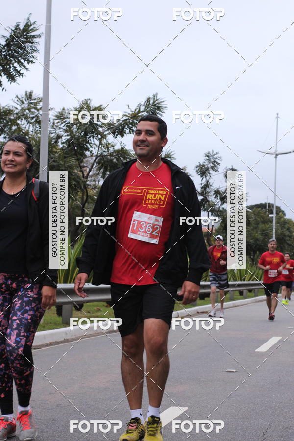 Buy your photos of the eventSantander Track & Field Run Series - Paineiras Shopping on Fotop