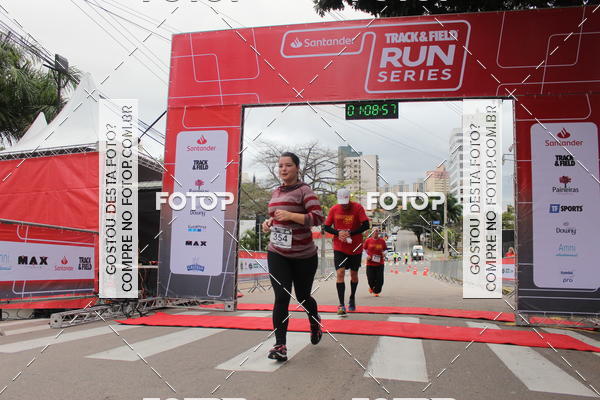 Buy your photos of the eventSantander Track & Field Run Series - Paineiras Shopping on Fotop