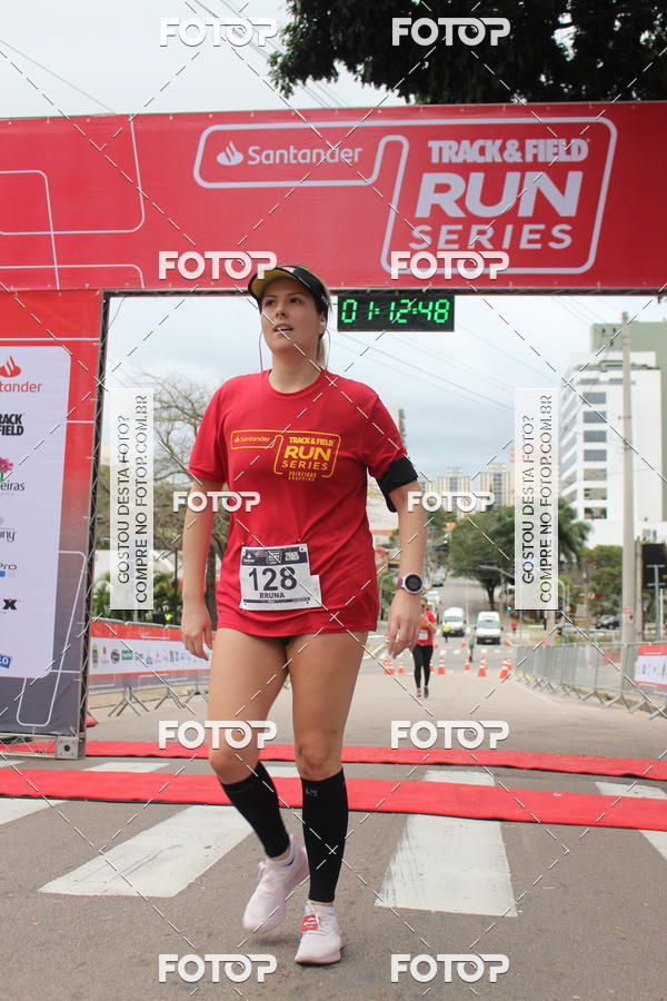 Buy your photos of the eventSantander Track & Field Run Series - Paineiras Shopping on Fotop