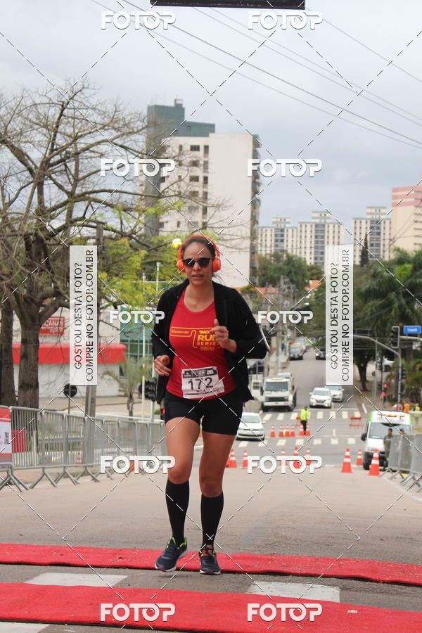 Buy your photos of the eventSantander Track & Field Run Series - Paineiras Shopping on Fotop