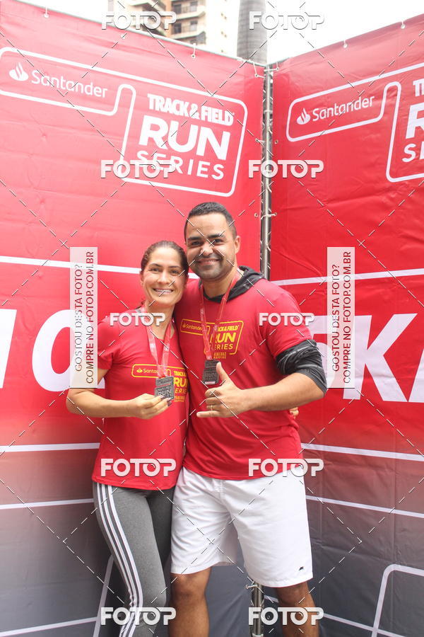 Buy your photos of the eventSantander Track & Field Run Series - Paineiras Shopping on Fotop