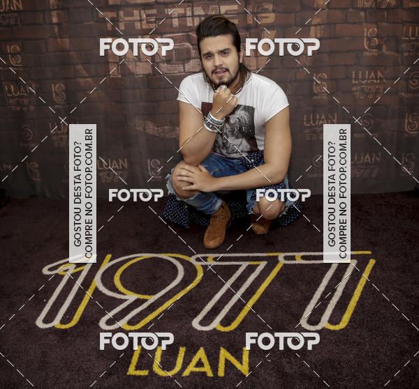 Compre as suas fotos do eventoShow Luan Santana 1977 - Abril de 2017 no Fotop