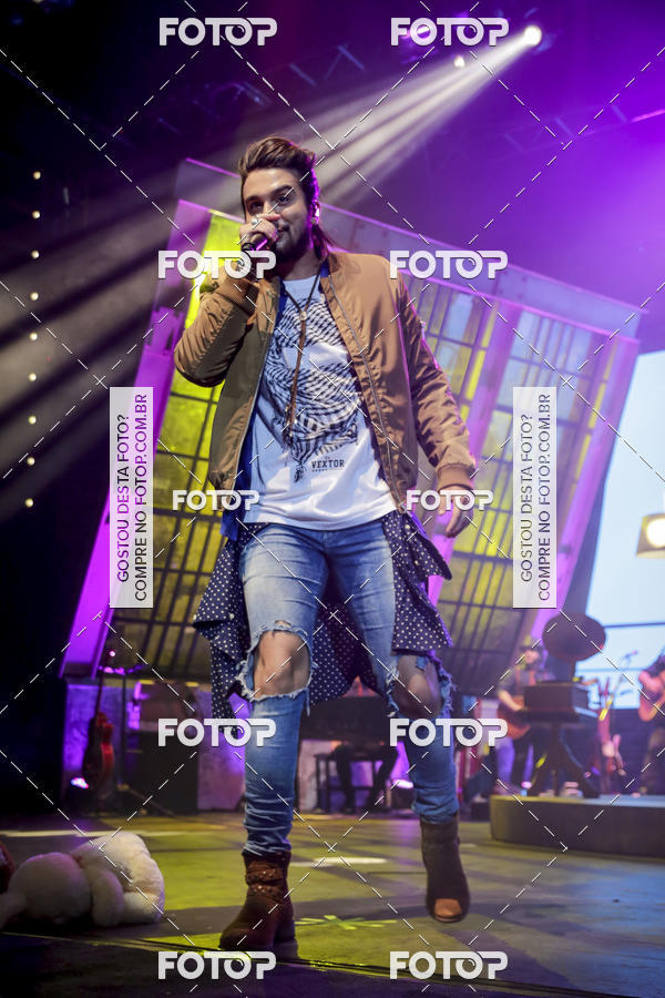 Achetez vos photos de l'�v�nementShow Luan Santana 1977 - Abril de 2017 sur Fotop