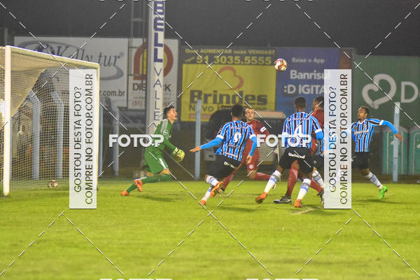 Buy your photos of the event GR�MIO X INTERNACIONAL  BRASILEIRO DE ASPIRANTES on Fotop