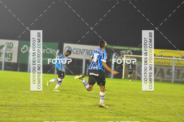 Buy your photos of the event GR�MIO X INTERNACIONAL  BRASILEIRO DE ASPIRANTES on Fotop