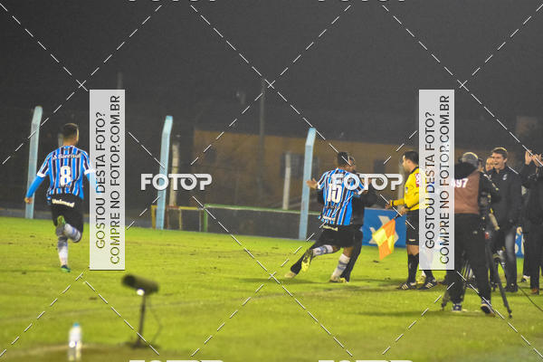 Buy your photos of the event GR�MIO X INTERNACIONAL  BRASILEIRO DE ASPIRANTES on Fotop