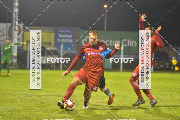 Buy your photos of the event GR�MIO X INTERNACIONAL  BRASILEIRO DE ASPIRANTES on Fotop