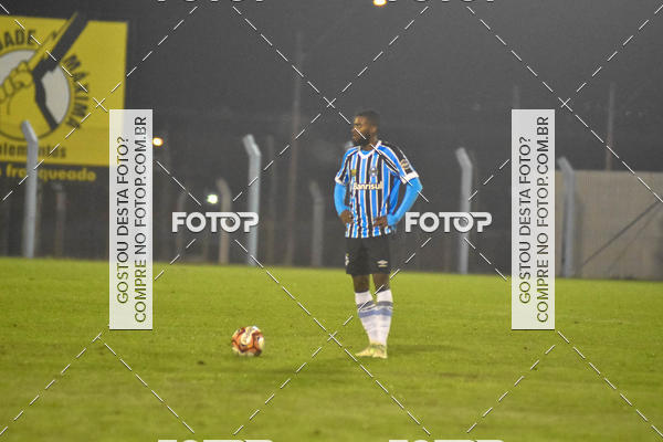 Buy your photos of the event GR�MIO X INTERNACIONAL  BRASILEIRO DE ASPIRANTES on Fotop