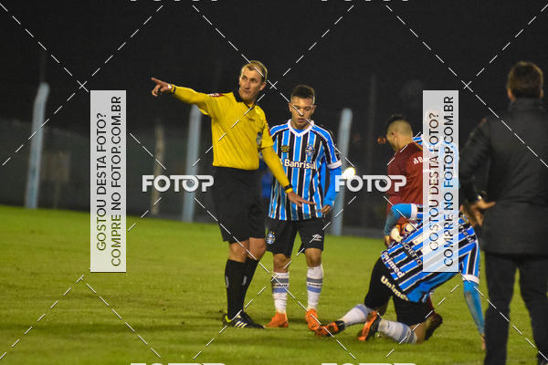 Buy your photos of the event GR�MIO X INTERNACIONAL  BRASILEIRO DE ASPIRANTES on Fotop