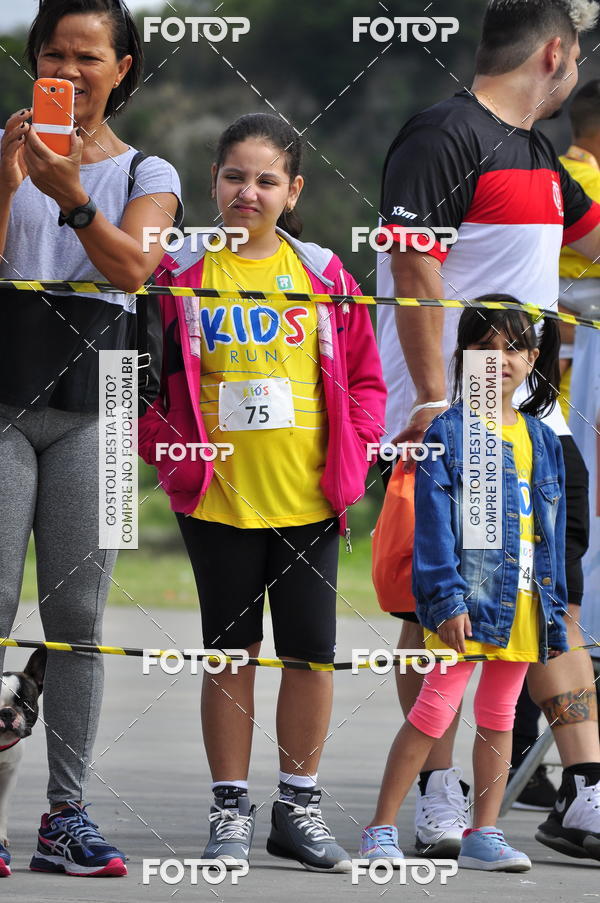 Buy your photos of the eventNiteri Kids Run on Fotop