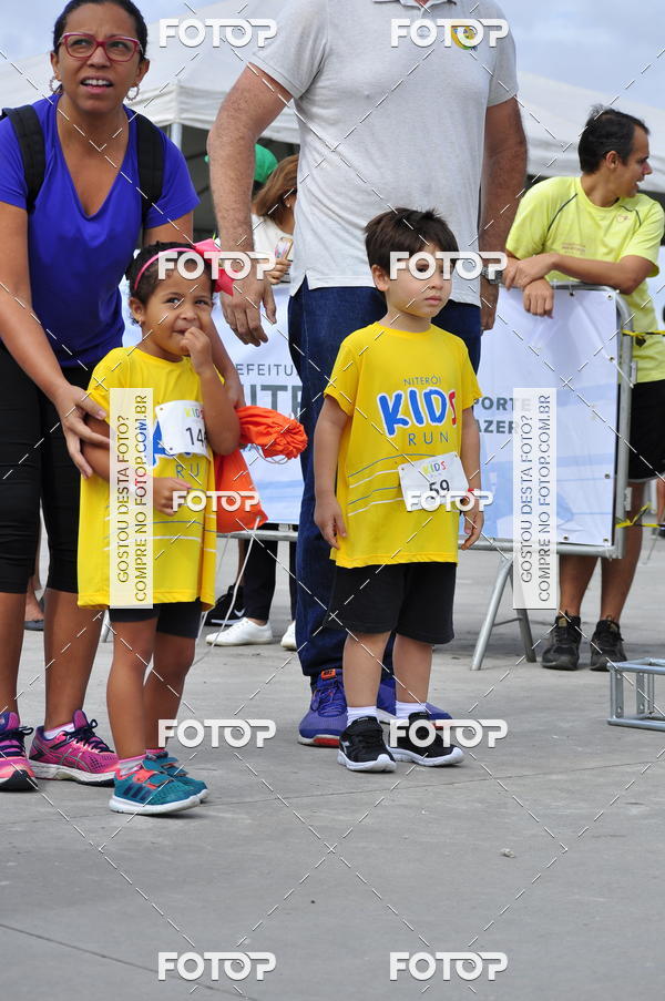 Buy your photos of the eventNiteri Kids Run on Fotop