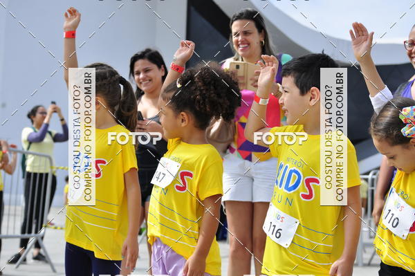 Buy your photos of the eventNiteri Kids Run on Fotop
