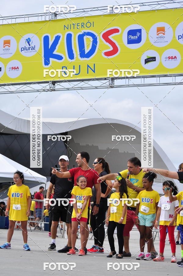 Buy your photos of the eventNiteri Kids Run on Fotop
