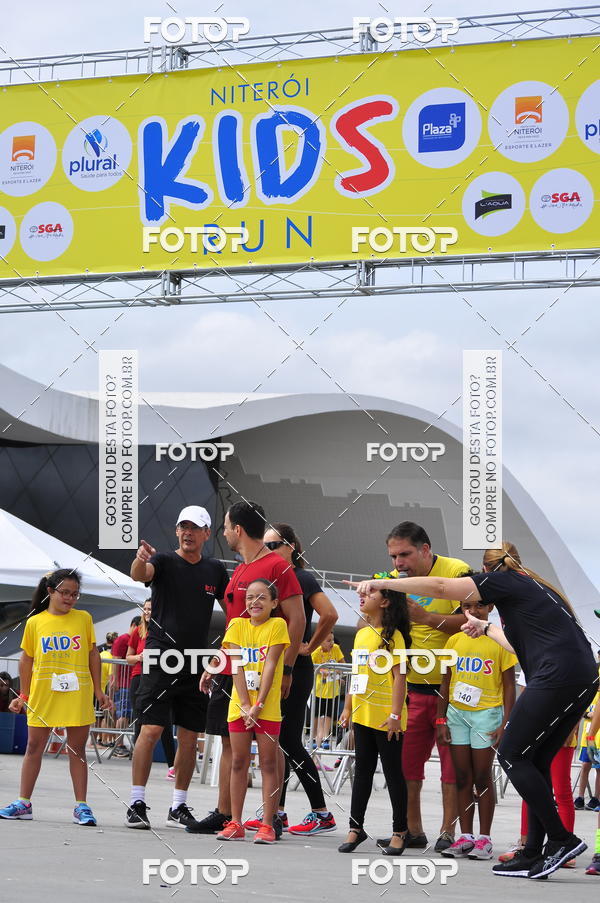 Buy your photos of the eventNiteri Kids Run on Fotop