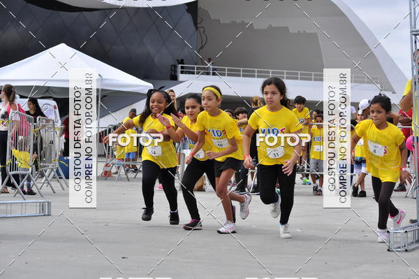 Buy your photos of the eventNiteri Kids Run on Fotop