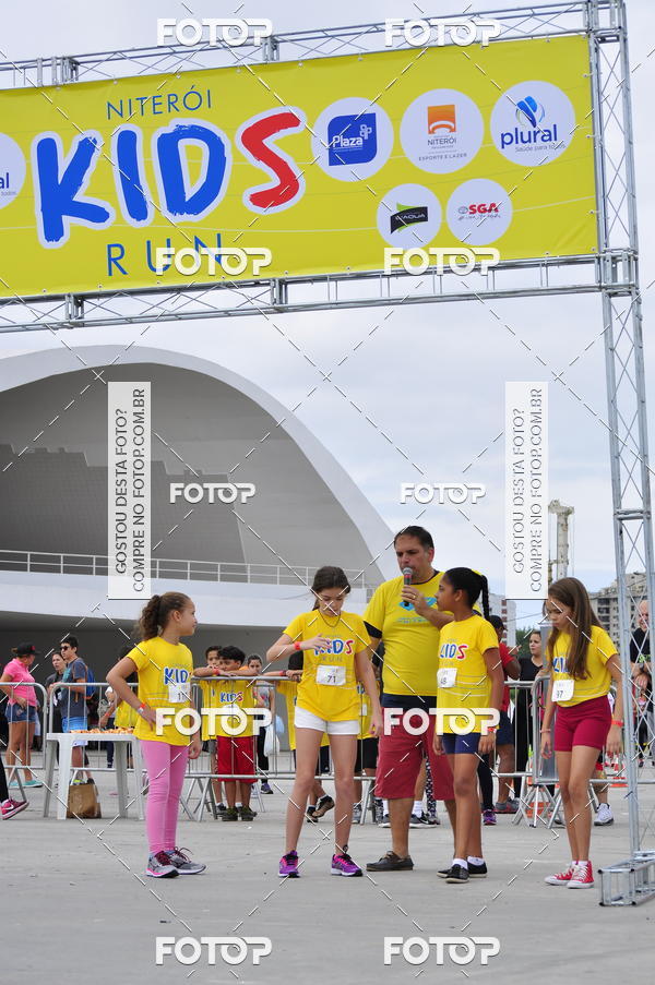 Buy your photos of the eventNiteri Kids Run on Fotop