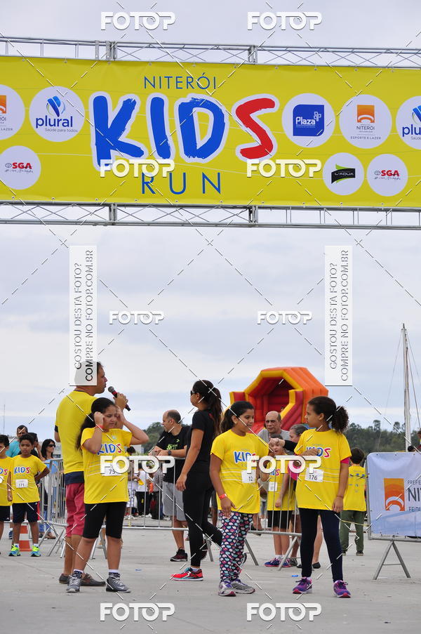Buy your photos of the eventNiteri Kids Run on Fotop