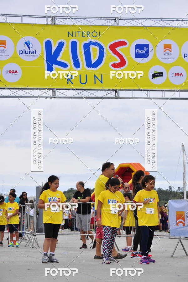 Buy your photos of the eventNiteri Kids Run on Fotop