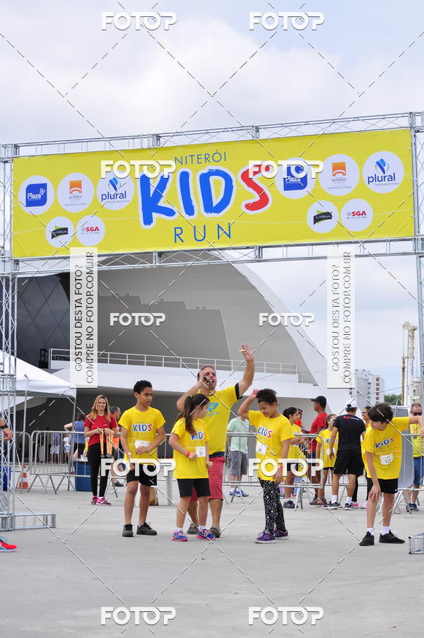 Buy your photos of the eventNiteri Kids Run on Fotop