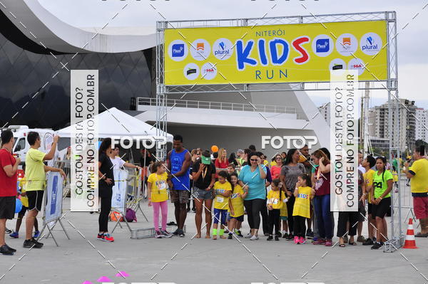 Buy your photos of the eventNiteri Kids Run on Fotop