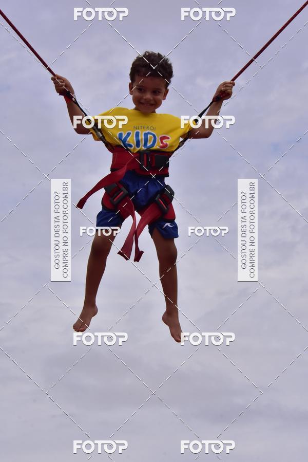 Buy your photos of the eventNiteri Kids Run on Fotop